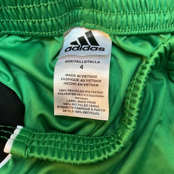 4 pairs of shorts! - Picture 4 of 13